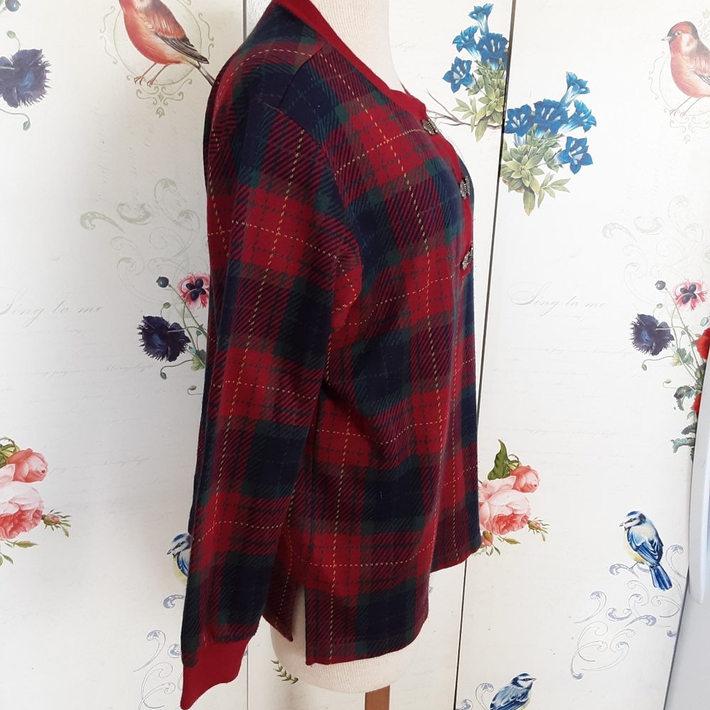 Ladies top - Picture 3 of 6